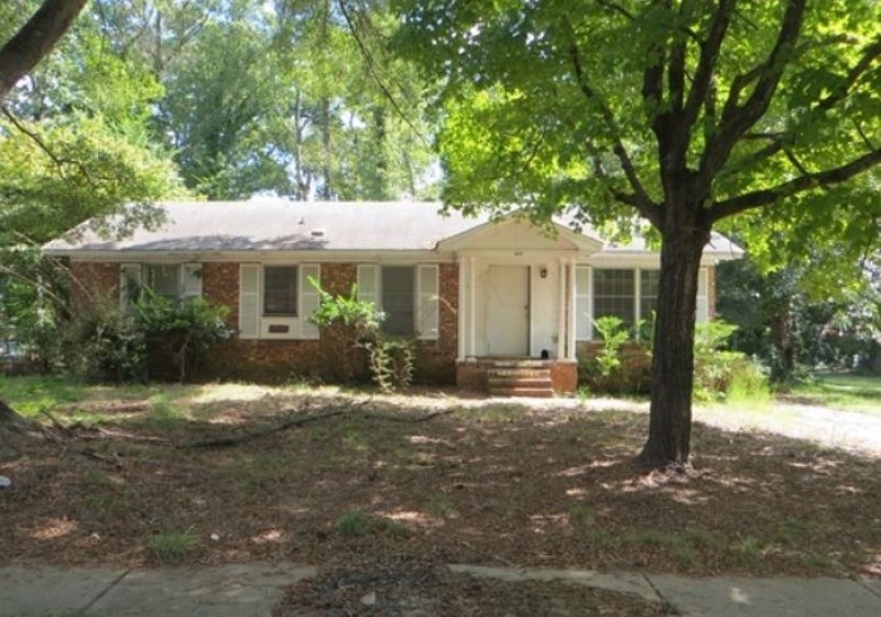 Tax Delinquent Property Listing At 824 Log Cabin Road Charlotte