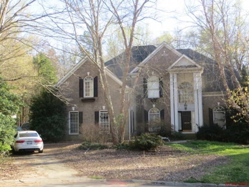 Tax Delinquent Property Listing at 3208 Twelve Oaks Place, Charlotte